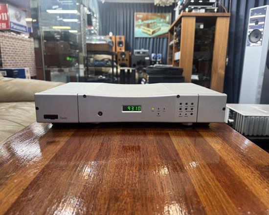 Rega(레가)Radio R 튜너